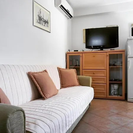 With A Parking Space Valbandon, - 7200 * Fazana