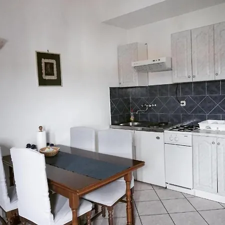 Apartment With A Parking Space Valbandon, - 7200 *