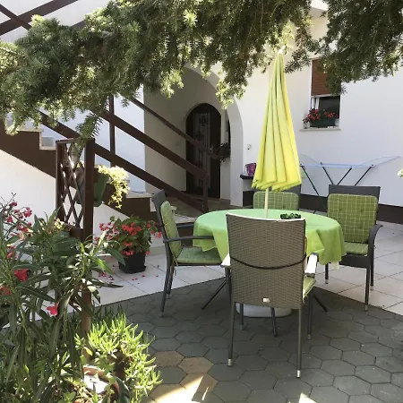 Apartamento With Parking Space Valbandon, - 7200 *