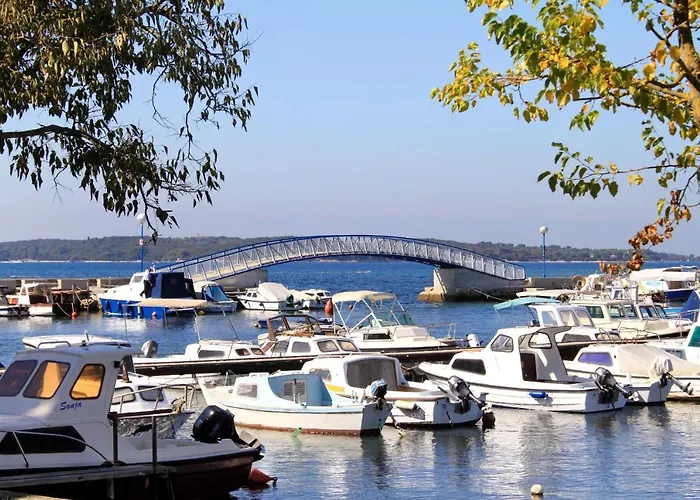 With Parking Space Valbandon, - 7200