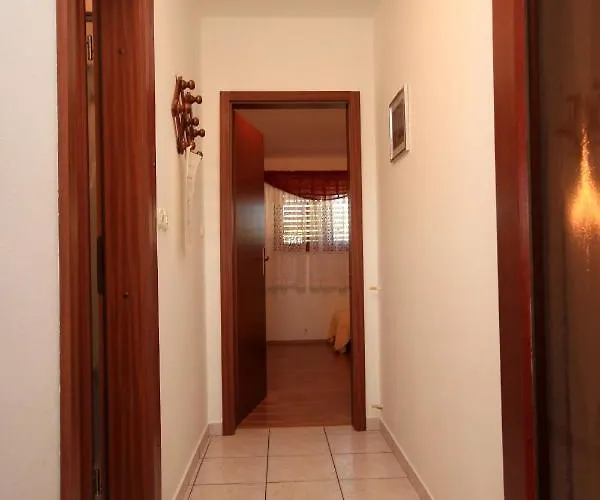 With Parking Space Valbandon, - 7200 Apartman *